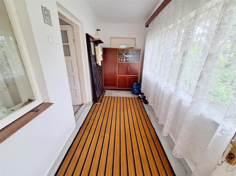 Casa batraneasca ,3 camere , teren 500 mp,zona CFR - 6