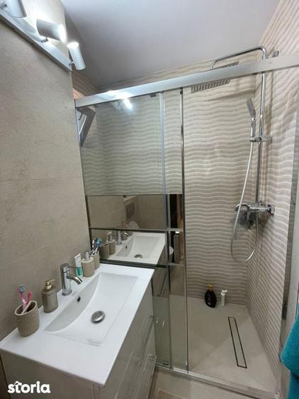 Apartament lux , mobilat ,3 camere, 70 mp utili, zona scoala 32 Craiov - 3
