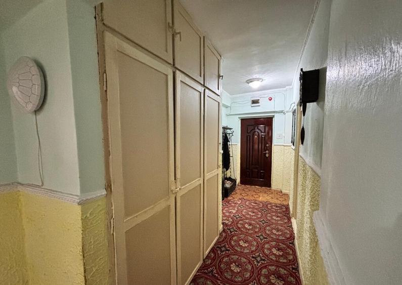 Apartament 3 camere / Decomandat / 70 m2 / Etaj 3 / Proprietar - 3