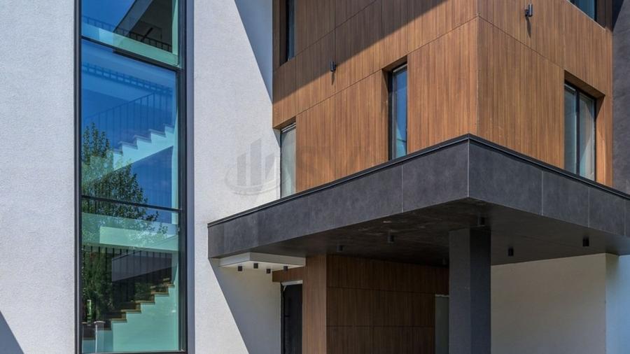 REV2004888 Vila deosebita I Erou Iancu Nicolae - 3