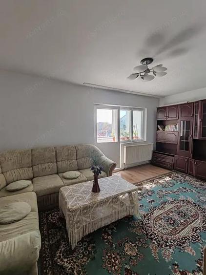 Apartament spa?ios cu 3 camere, 3 balcoane ?i beci renovat 2023 - 5