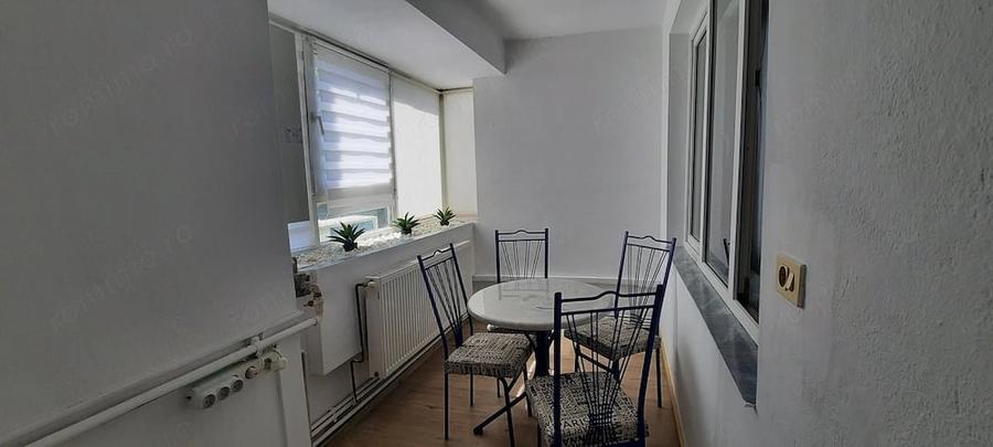Apartament cu 2 camere decomandat în Circumvalațiunii