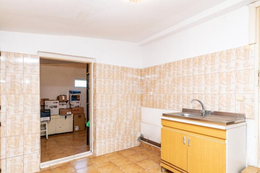 Casa si teren 401mp,toate utilitatile, Craiova,Centrala proprie 145.000Euro| - 9