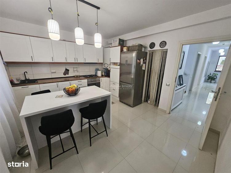 Vanzare Vila La Cheie Militari Residence- Ballroom - 5