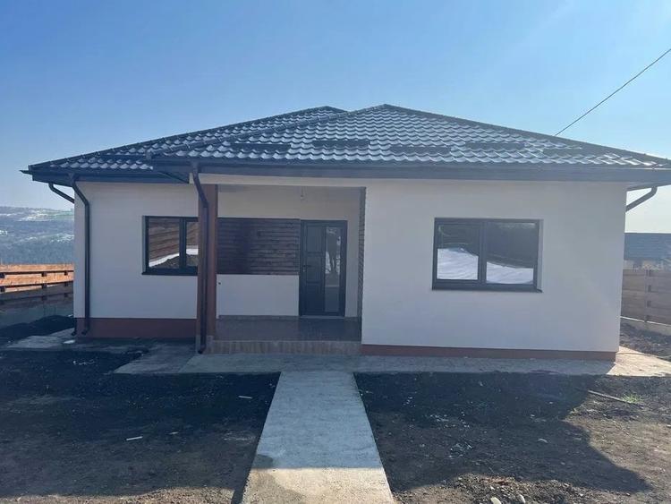 Casa de vanzare,  4 camere  in Valea Lupului, Iasi - 10