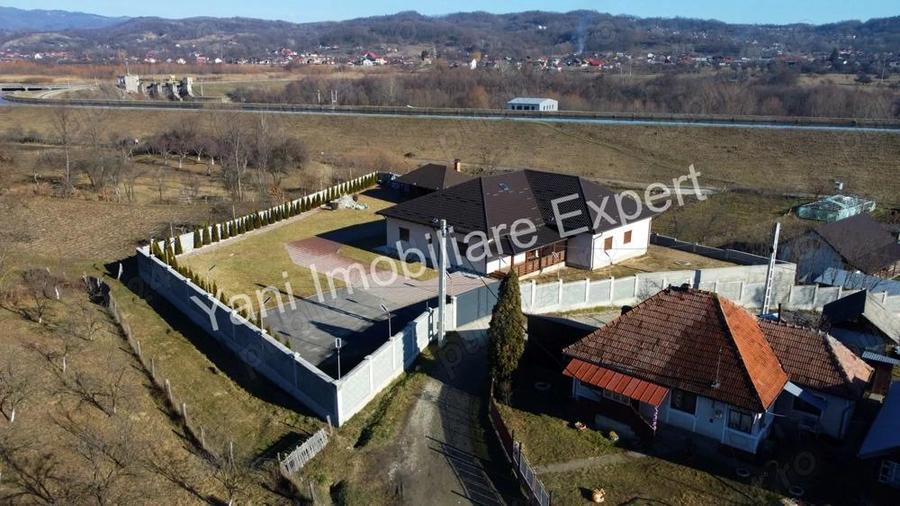 Casa de vanzare in comuna Albe?tii de Arge?, sat Dobro?u, jude? Arge?. - 8