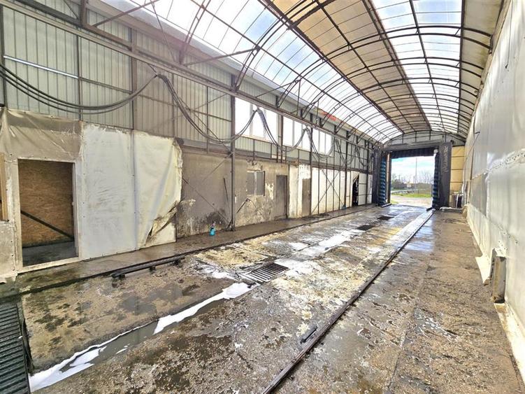 PROPRIETATE MULTIFUNCTIONALA | TEREN 3788 MP | SPALATORIE CAMIOANE + CASA |  DN1 - 6