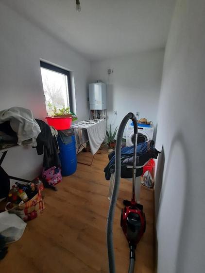 FARA COMISIOANE Tartasesti aproape de asfalt casa  5 camere 3 bai P+1+pod garaj - 8