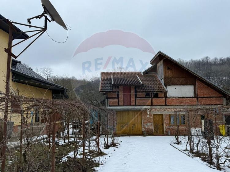 Casă / Vilă cu 6 camere de vânzare - 3