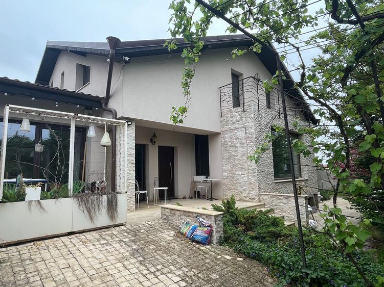 VANZARE CASA VILA - 19