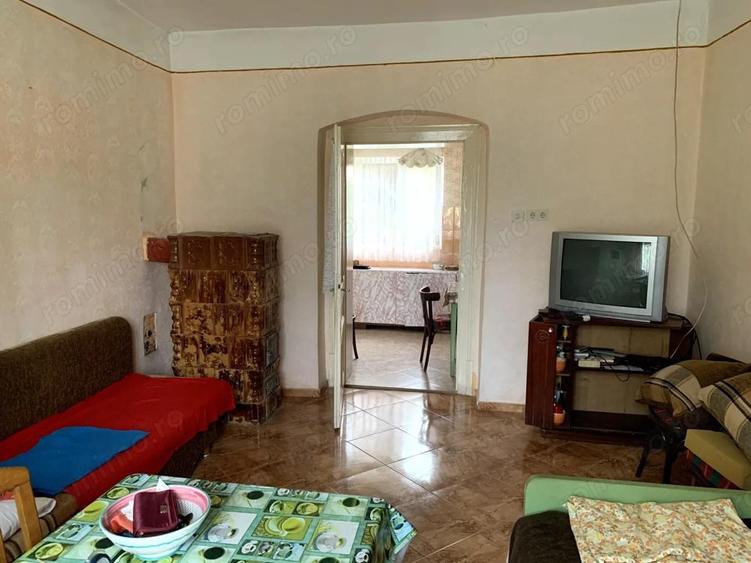 Casa individuala in Otelec - 3.313 mp teren - 2 fronturi stradale - 17