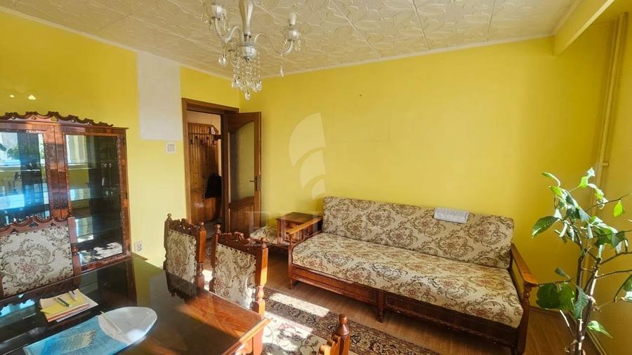 Apartament 3 camere &icirc;n zona HERMES - 1