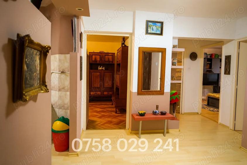 Apartament spa?ios cu 4 camere in Lupeni deal pentru locuit sau vacan?a - 1
