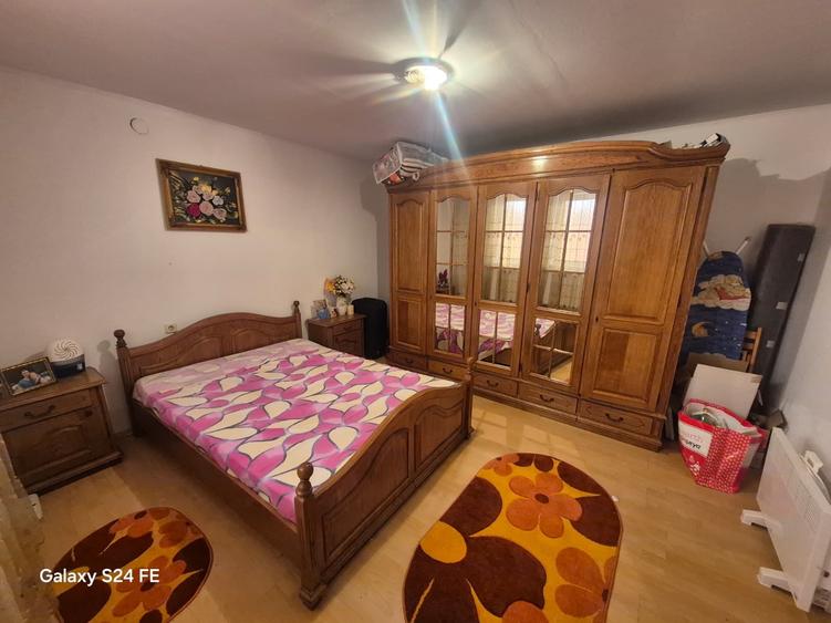 Casă cu anexă și teren generos de 1.600 mp – de vânzare în Dobreni - 9