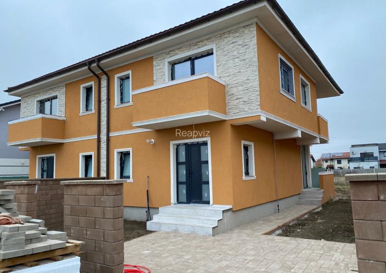 Duplex 120mp 4 camere Mosnita Noua asfalt zona TOP