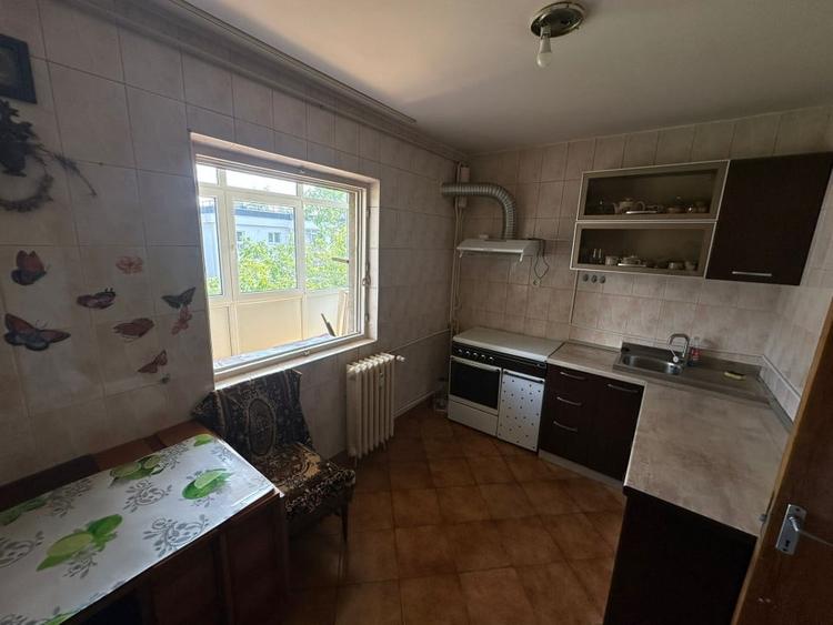 3 camere | Gorjului | Militari | Pacii | metrou 8' - 4