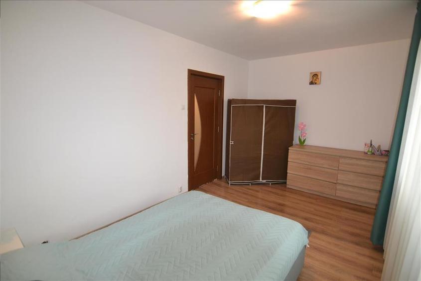 Exclusiv apartament 2 camere  mobilat utilat complet ,parcare Astra - Saturn ( A - 37