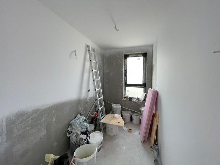 Duplex cu 6 camere cu Canalizare în Ghiroda