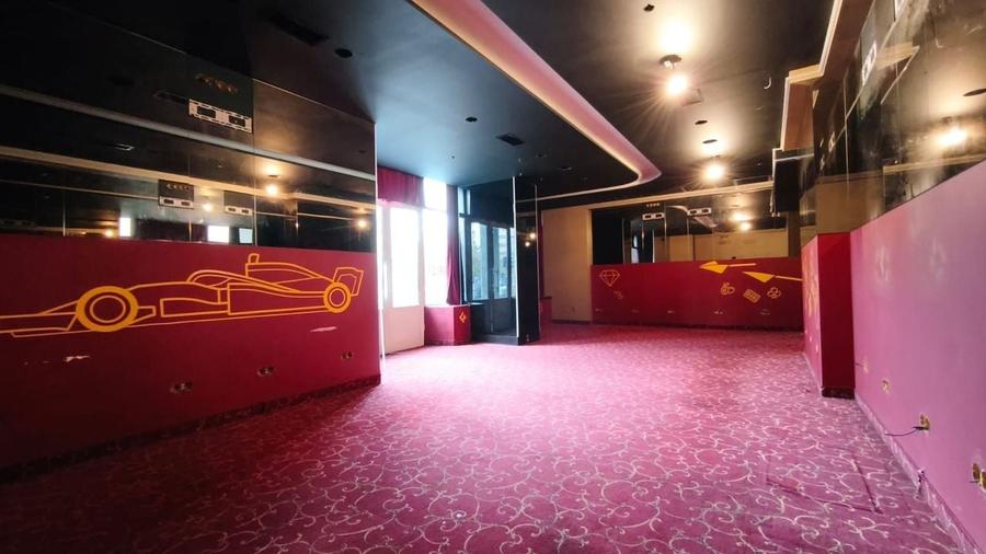 Spatiu comercial situat pe artera principala, 100 mp,  Aurel Vlaicu - 4