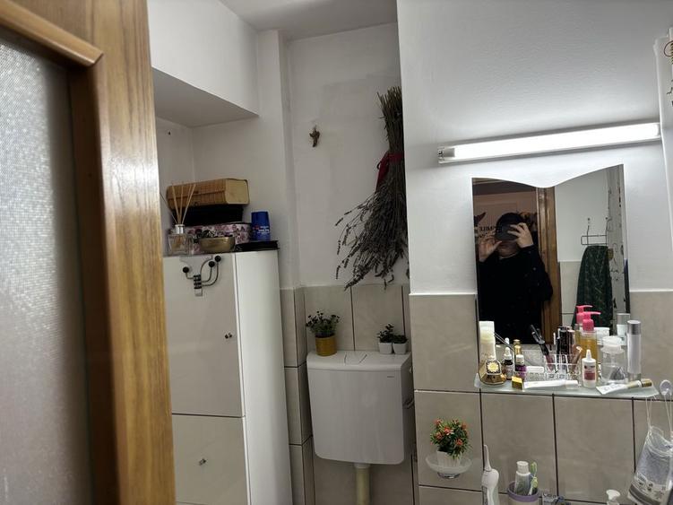 Apartament de inchiriat , decomandat si utilat. - 5