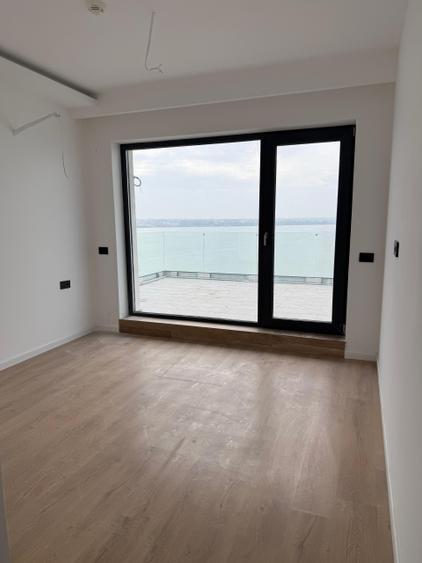 Apartament 3 camere lux cu vedere frontala la lac Mamaia - 13