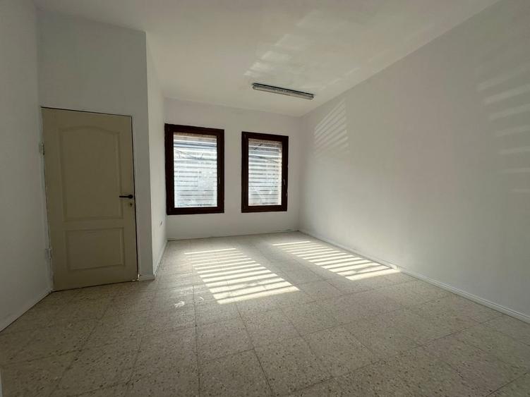 Spațiu pentru birouri, central, Oradea - 9