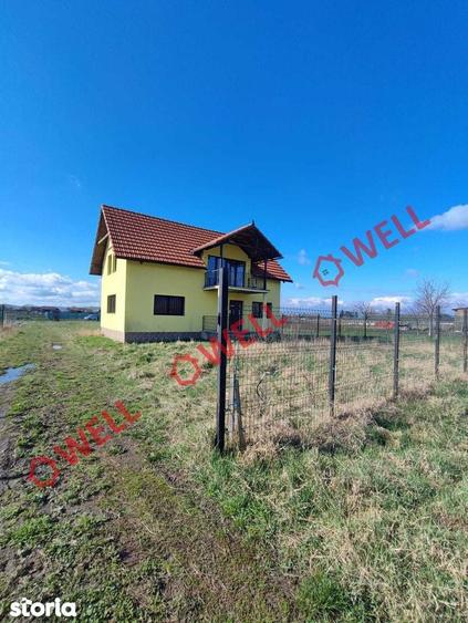 Casa de vanzare in Lunca Ozunului! - 1