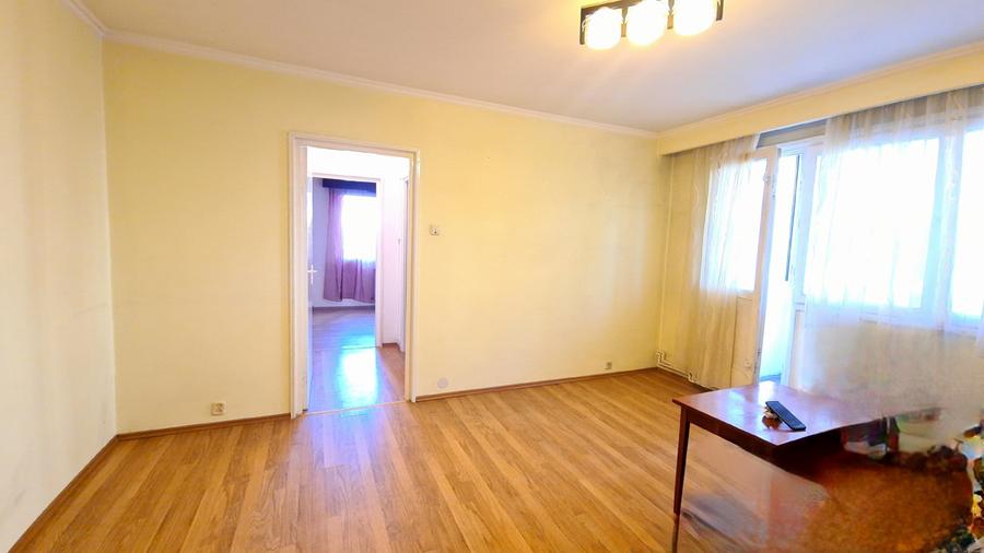 APARTAMENT SEMIDECOMANDAT - B-dul Garii - 3