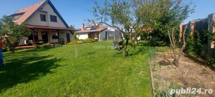 Vand casa cu mansarda Vand casa cu mansarda