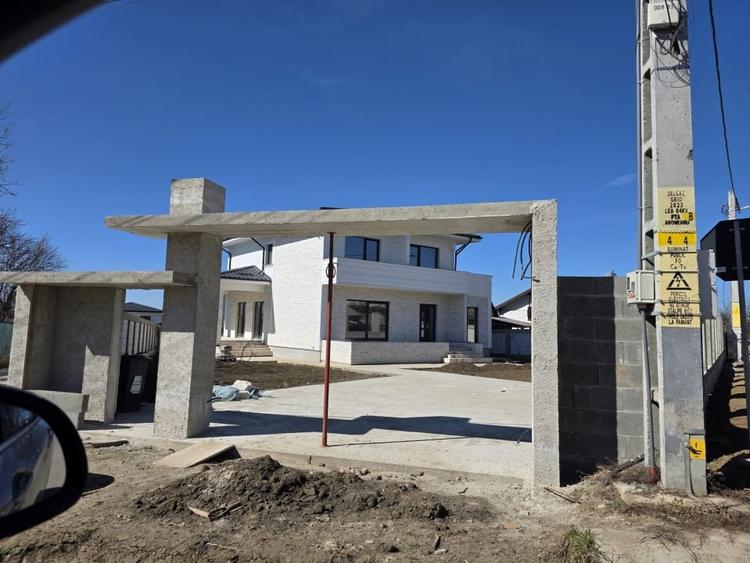 Vila eleganta centru Aroneanu - 4