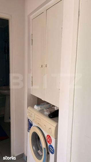 Apartament 2 camere, semidecomandat, 55 mp, zona Regiment 11 Siret - 8
