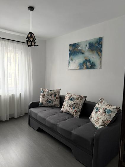 Inchiriez apartament cu 3 camere - 3