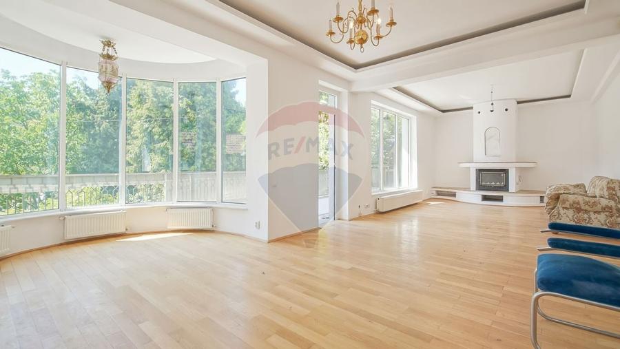 Vanzare două vile, cu potential investitional în Brașov, cartier Șchei - 22