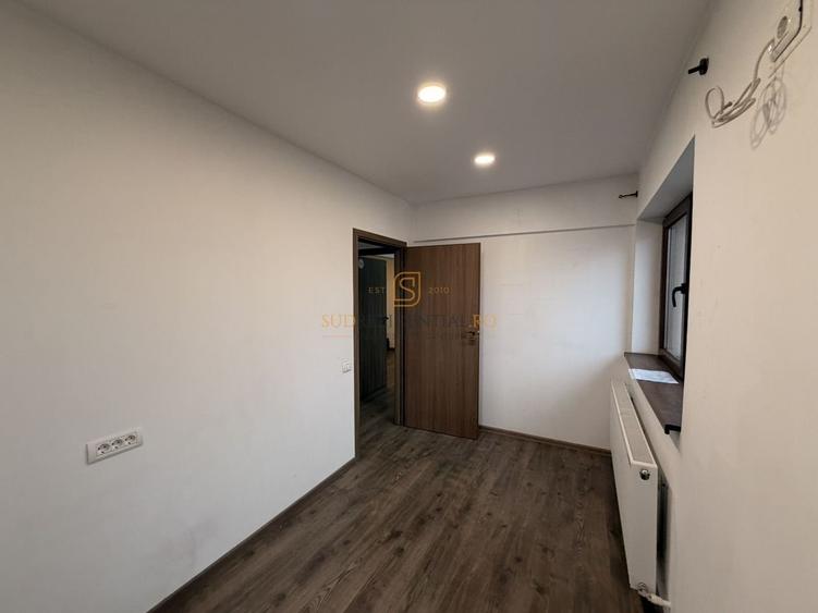 Spatiu comercial, pozitionare excelenta, exact la metrou Aparatorii P - 3