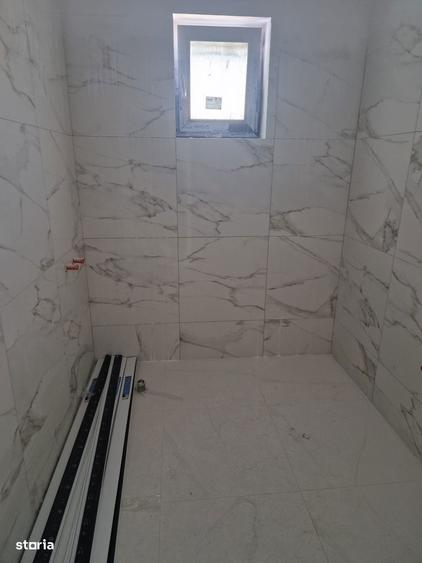 Apartament 3 camere cu 2 balcoane, la 4 km de Podu Ro?-93 000 euro - 8