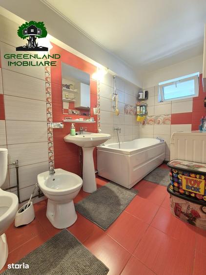 Apartament cu 3 camere decomandat în Ultracentral