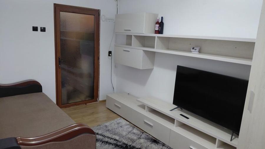 Inchiriez Garsoniera - 4