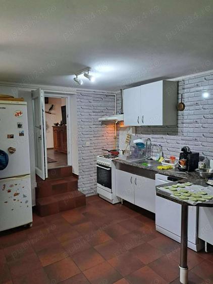Casa cu 5 camere de vanzare , 14 MAI , 128.000 euro neg. - 9