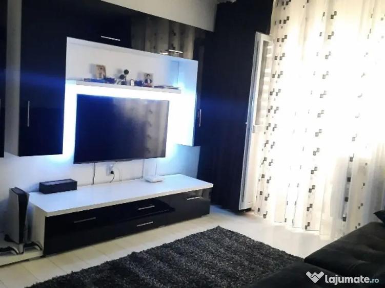 Vand apartament 2 camere, decomandat, zona Nord, mobilat si utilat - 2