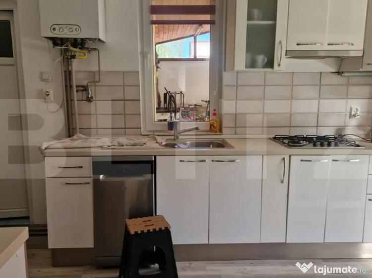 Casa de inchiriat, cu 4 camere, mobilata, curte, pivnita, zo - 9