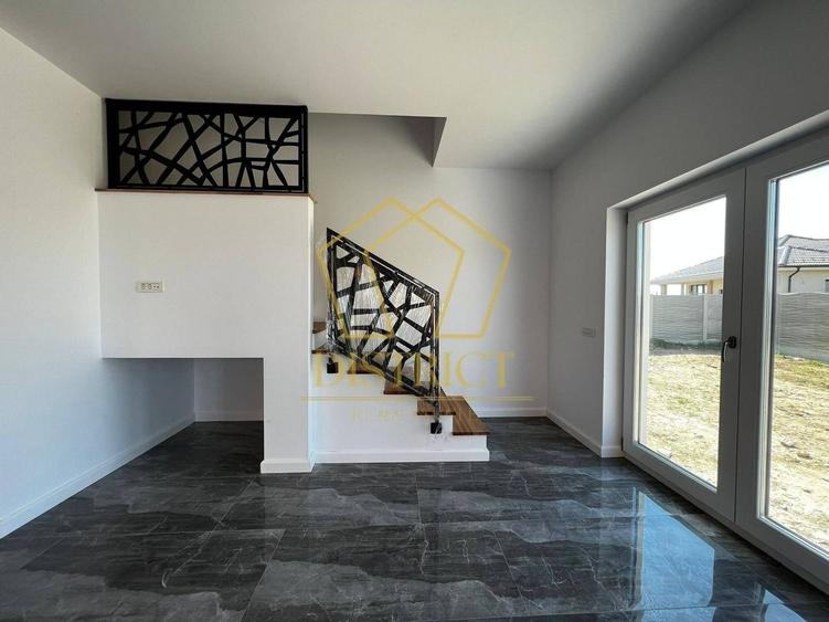 Duplex 5 camere despartit prin camera tehnica | Ghiroda - 3