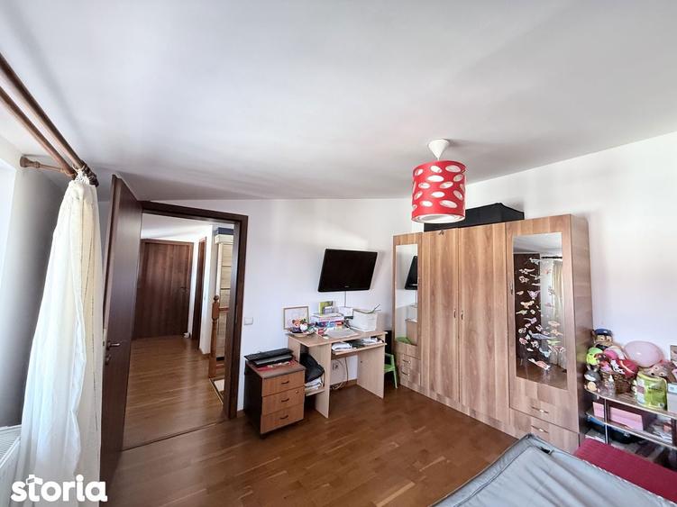 Apartament penthouse - 3 cam,2 bai, terasa mare , 2 locuri de parcare - 13