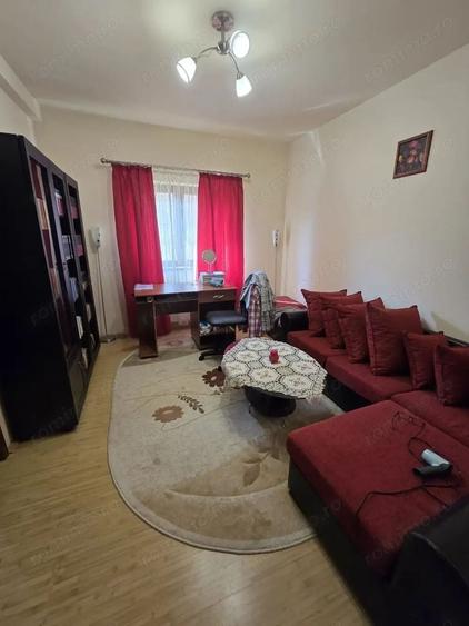 Casă Individuală cu 8 Camere și 4 Băi de Vânzare în Ciarda Roșie - 375 - 6