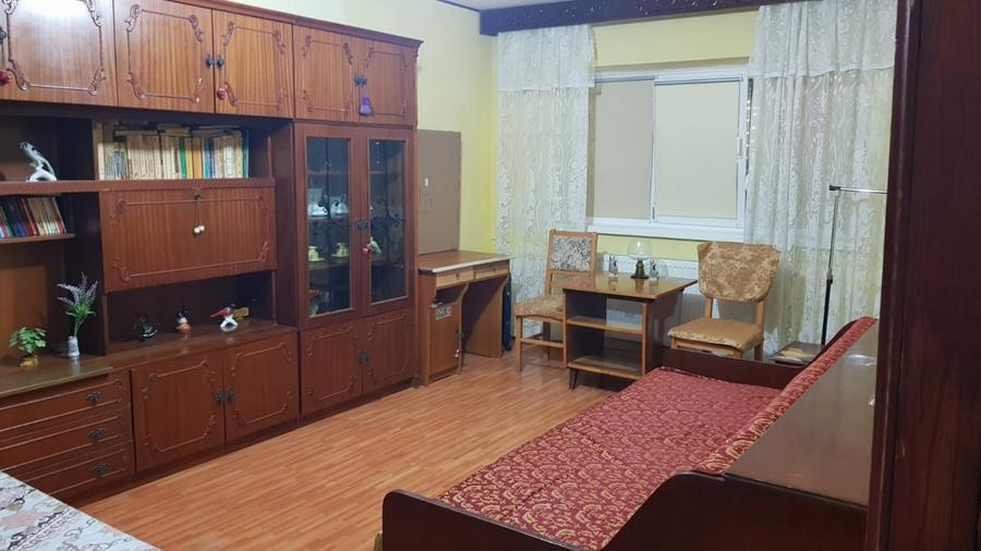 ZONA GAVRILOV - 2 CAMERE DECOMANDAT , CENTRALA GAZ. - 2