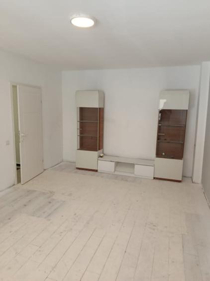 Apartament cu 2 camere decomandat în Florești — fotografia 1