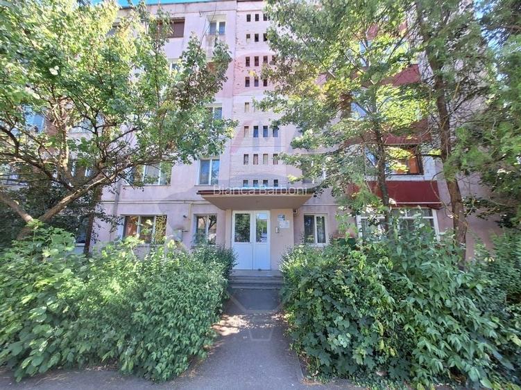 Apartament cu 3 camere Hunedoara, jud. Hunedoara