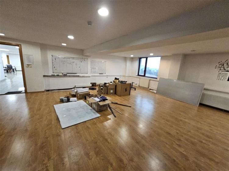 Spatii de birouri diverse dimensiuni - zona ultracentrala - 10