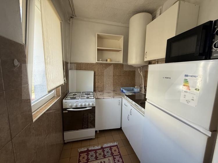 Apartament cu 2 camere semidecomandat, mobilat în Micro 14