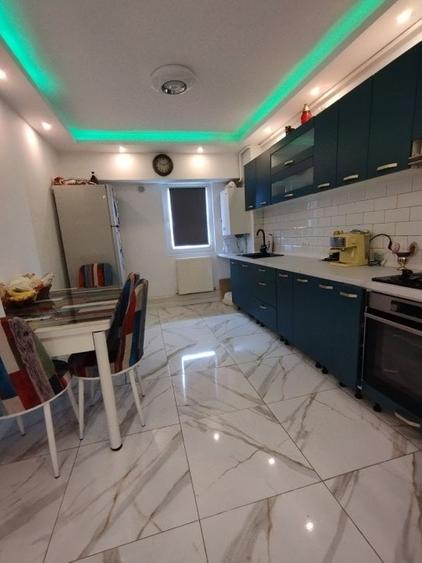 Apartament cu 2 camere 65 MP, doua balcoane, zona Kaufland Pacurari !! - 5