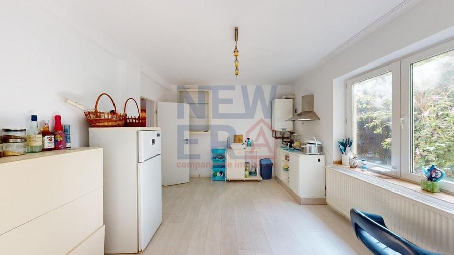 De vanzare Vila cu  5 camere si teren liber aproximativ 700 mp zona Pipera - 20